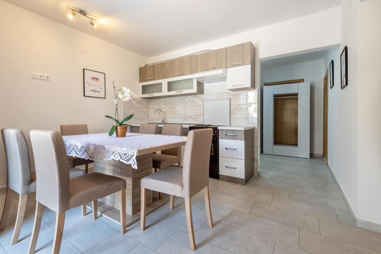 Apartments Mira نيوم المظهر الخارجي الصورة