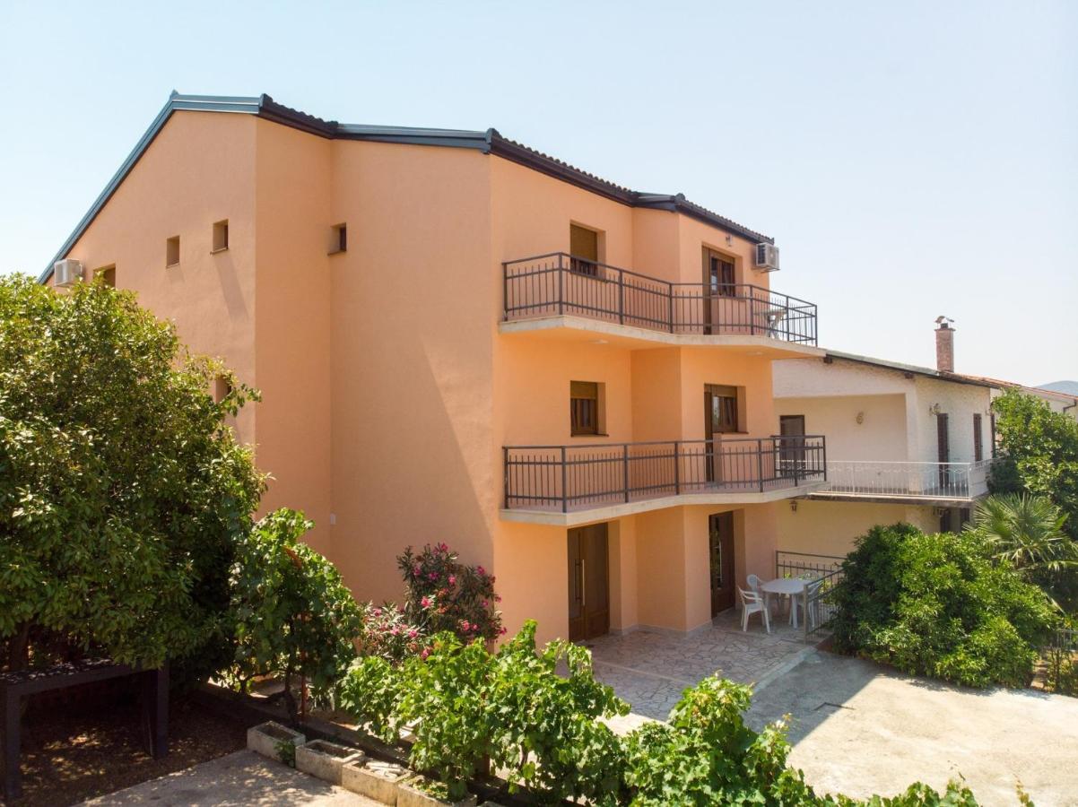 Apartments Mira نيوم المظهر الخارجي الصورة