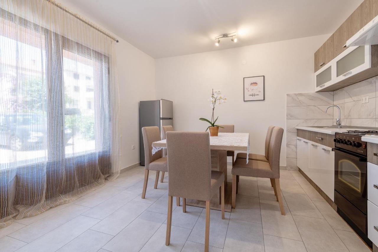 Apartments Mira نيوم المظهر الخارجي الصورة
