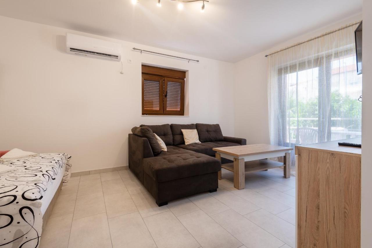 Apartments Mira نيوم المظهر الخارجي الصورة