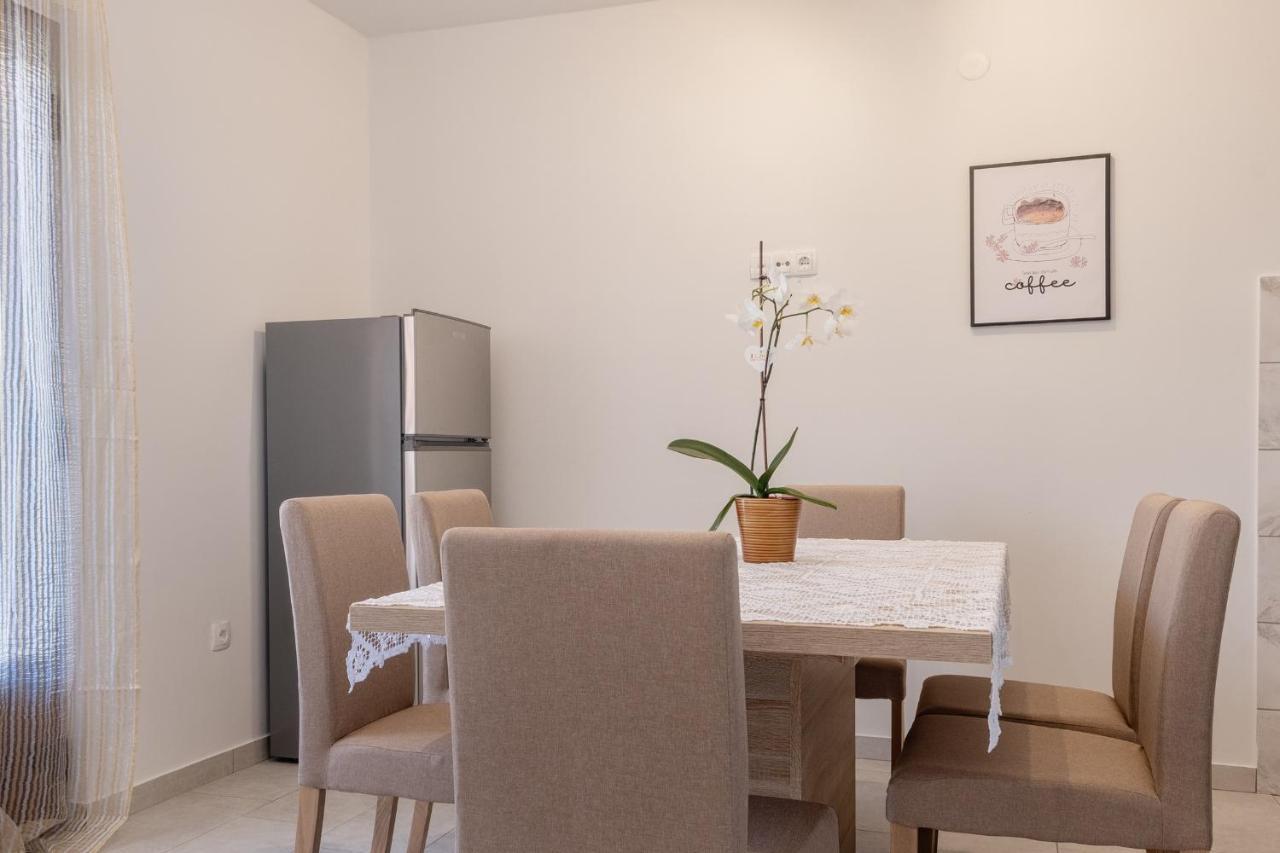 Apartments Mira نيوم المظهر الخارجي الصورة